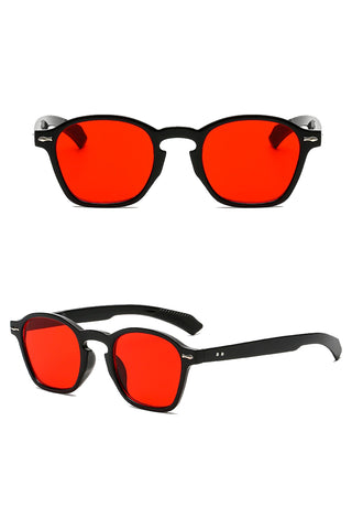 Transform your look by putting on our Atomic Red Retro Square Gradient Sunglasses. This pair of sunglasses features square shaped frame, embellishment on the corner frame, gradient lens, and it's light on the nose.