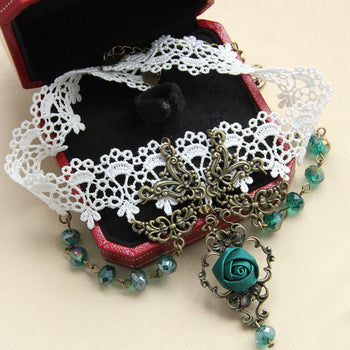 Atomic White Lace And Green Rose Choker Necklace